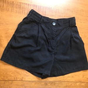 The Group Calipso Short